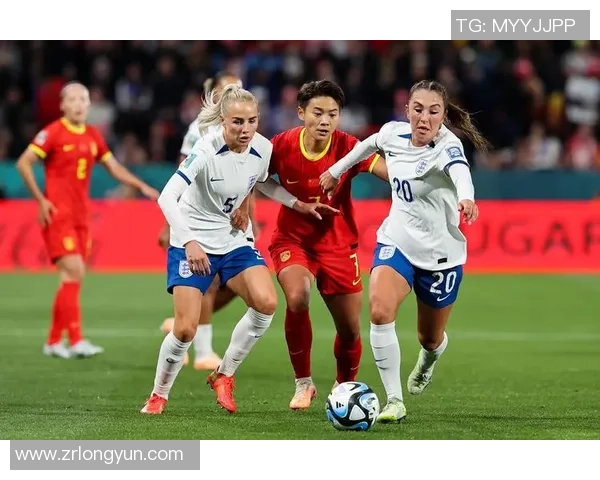 今晨0比8负英格兰队 中国女足热身赛看到距离